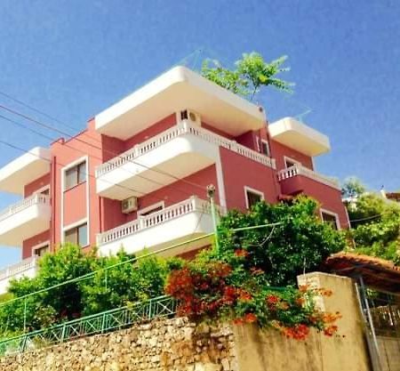 Vila Jakupi Apartment Саранде Екстериор снимка