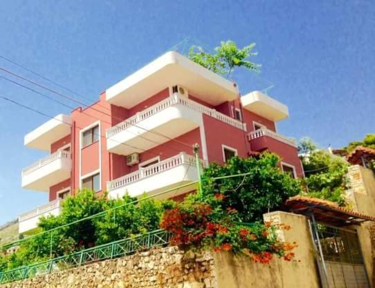 Vila Jakupi Apartment Саранде Екстериор снимка