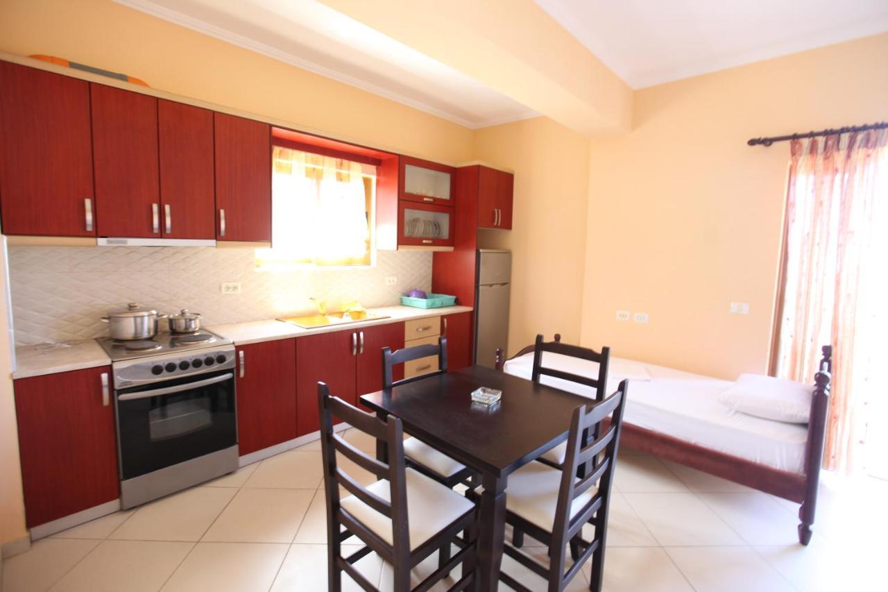 Vila Jakupi Apartment Саранде Екстериор снимка