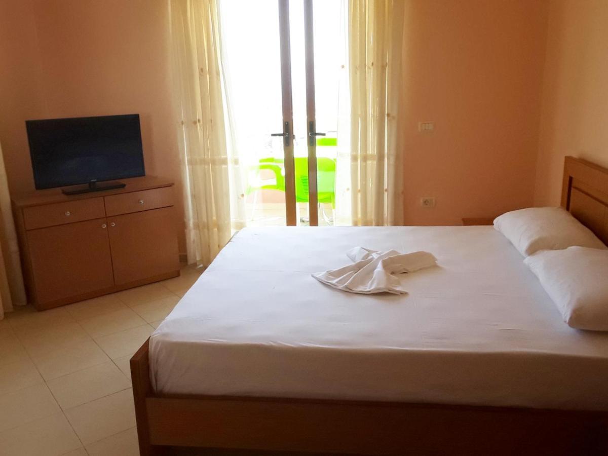 Vila Jakupi Apartment Саранде Екстериор снимка