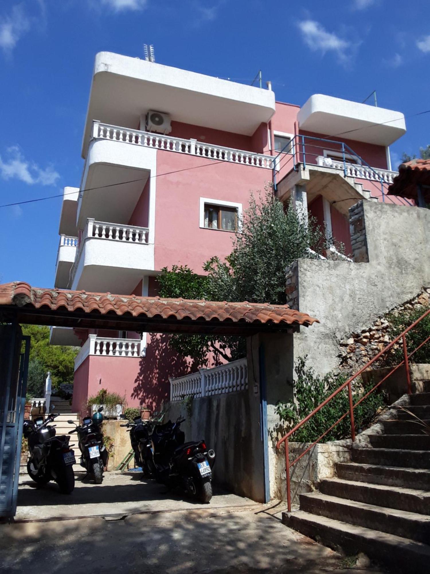 Vila Jakupi Apartment Саранде Екстериор снимка